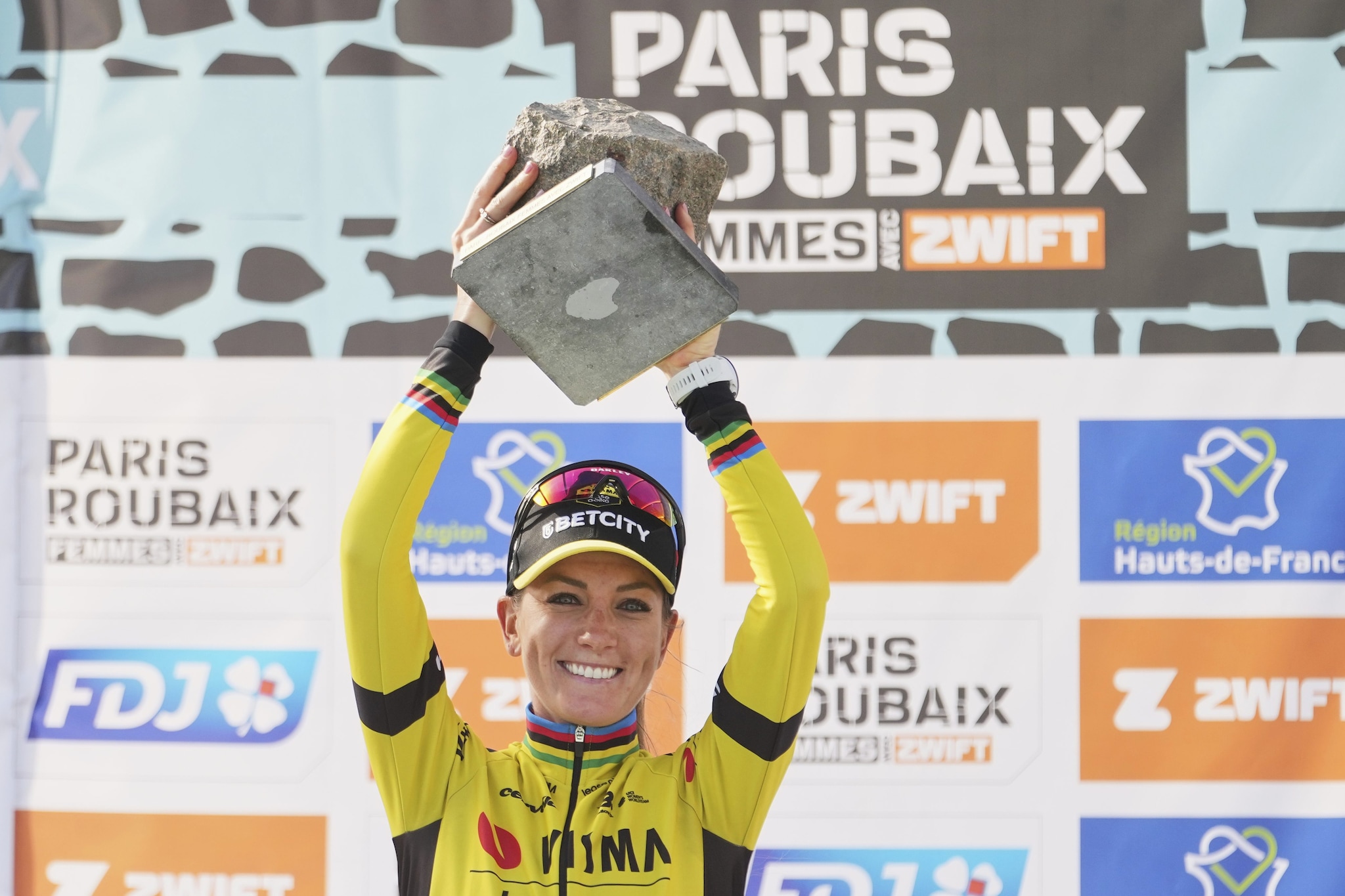 Pauline Ferrand Prevot ha vinto la Parigi–Rouvaix 2025