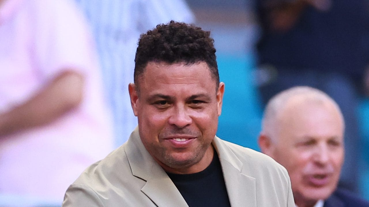 Ronaldo il Fenomeno: "Mi diede tre pugni, lasciai il campo piangendo. Non c'erano telecamere"