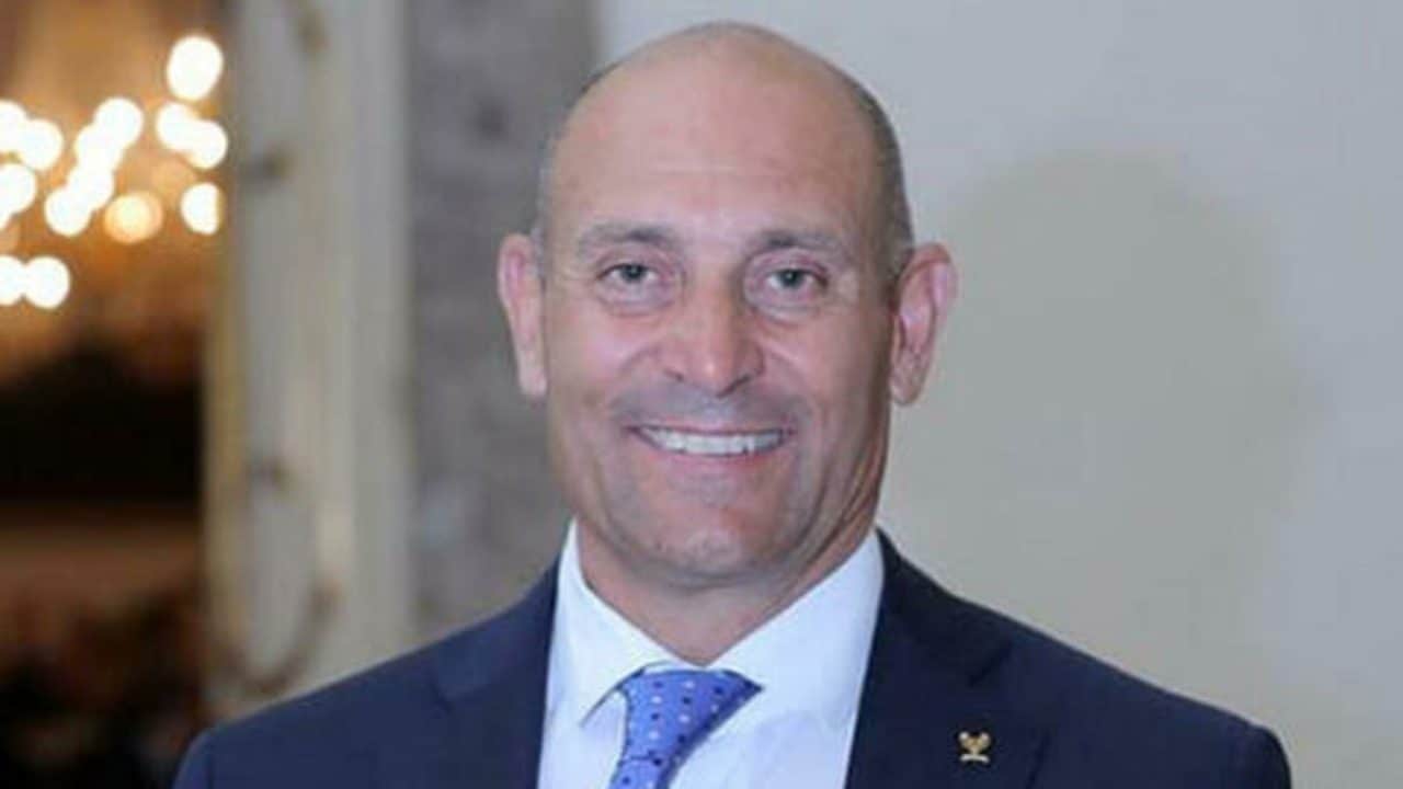 È morto Davide Tizzano, doppio oro olimpico e presidente della Federcanottaggio: aveva 57 anni