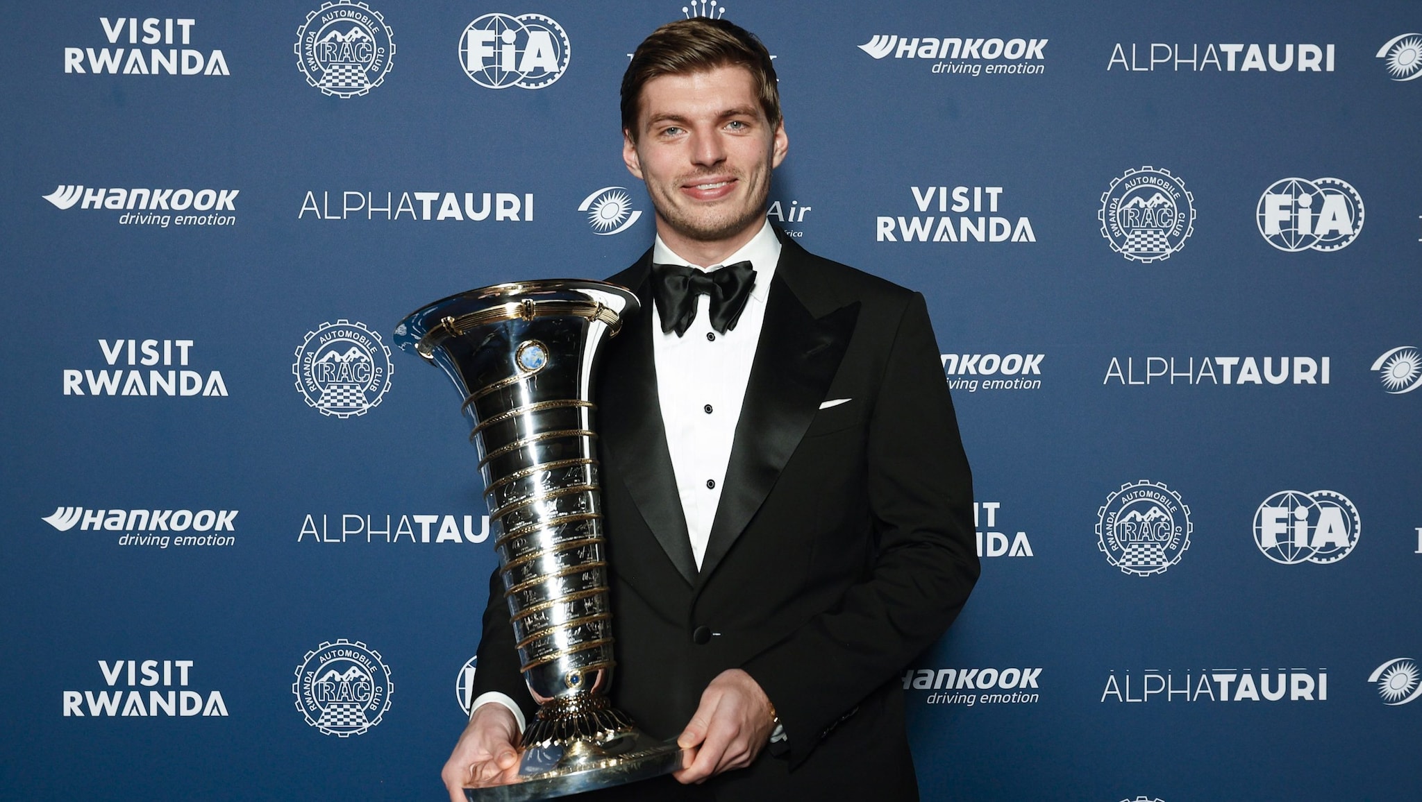 Perché Verstappen non pagherà la multa salatissima per l'assenza al Gala FIA prevista dal regolamento