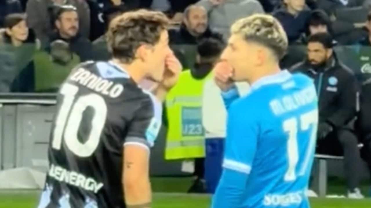 Zaniolo risponde a Olivera e lo provoca, il video virale dello scontro in campo: "Sei scarso"