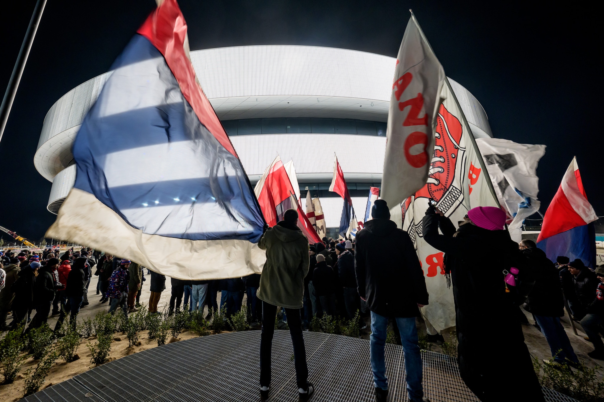 L'NHL contro la pista di hockey per le Olimpiadi invernali, troppo corta: "Sapevano tutto da sempre"