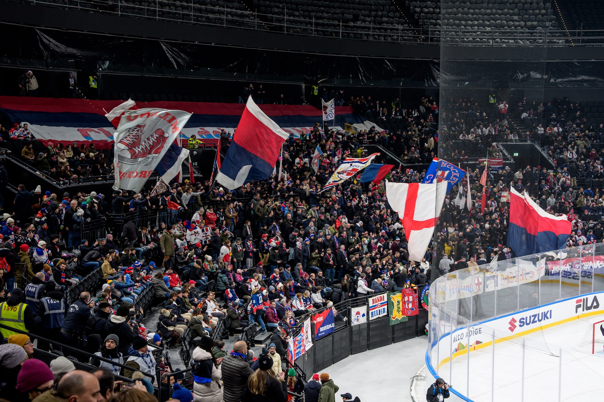 L’immensa risposta del pubblico dell’hockey riversatosi all’Arena Santa Giulia