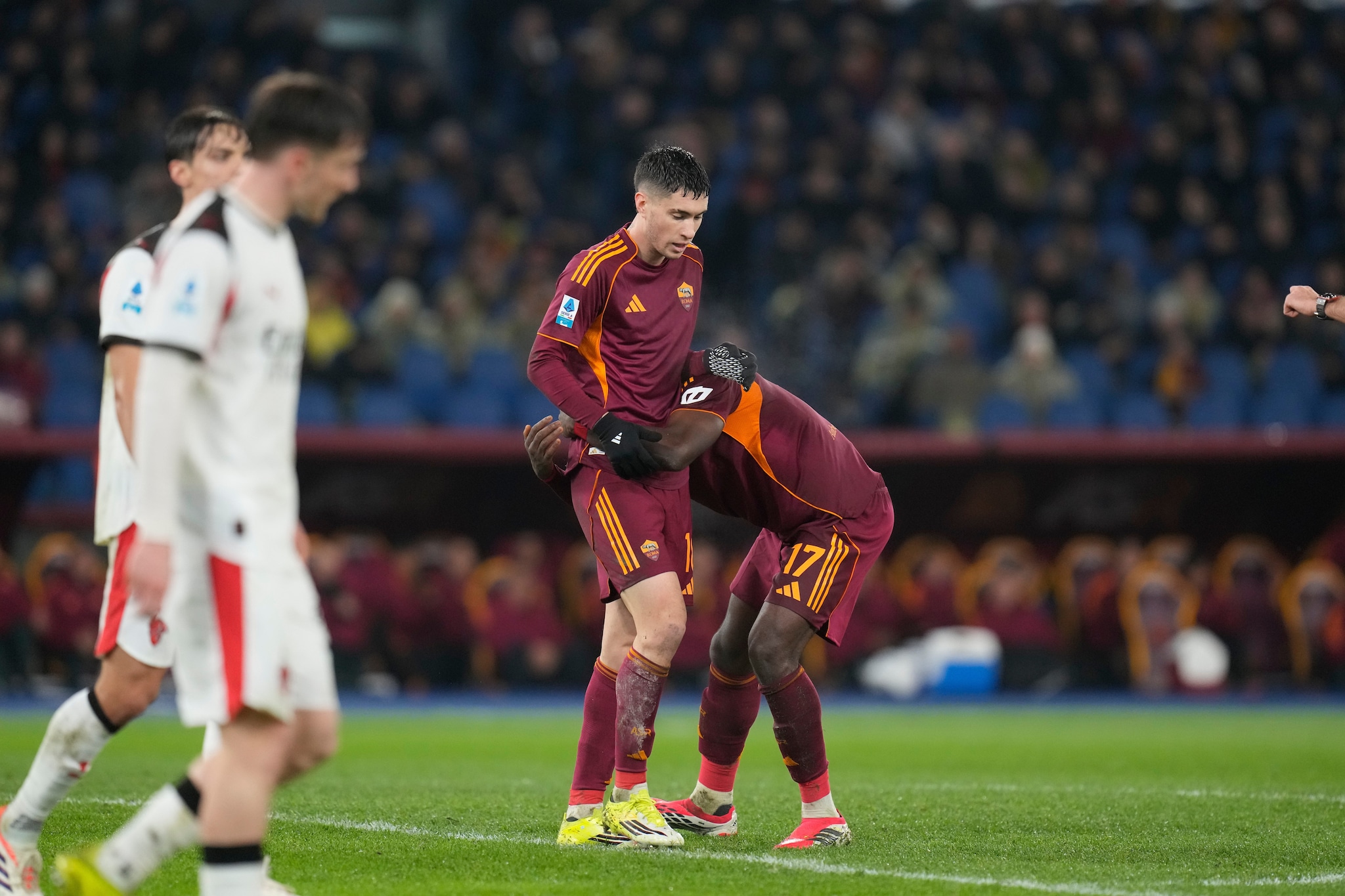 Konè in campo contro il Milan, la sua gara è durata solo un’ora per il problema muscolare