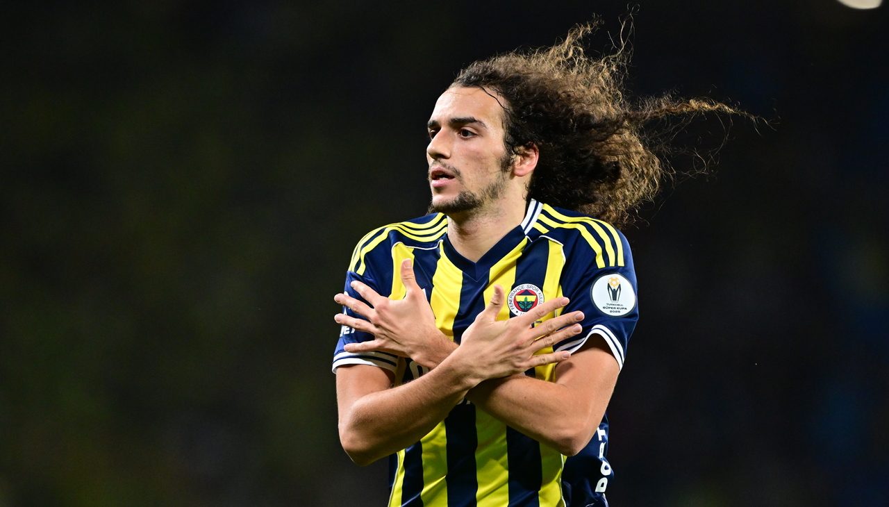 Il debutto perfetto di Guendouzi al Fenerbahçe: segna e vince la Supercoppa contro il Galatasaray