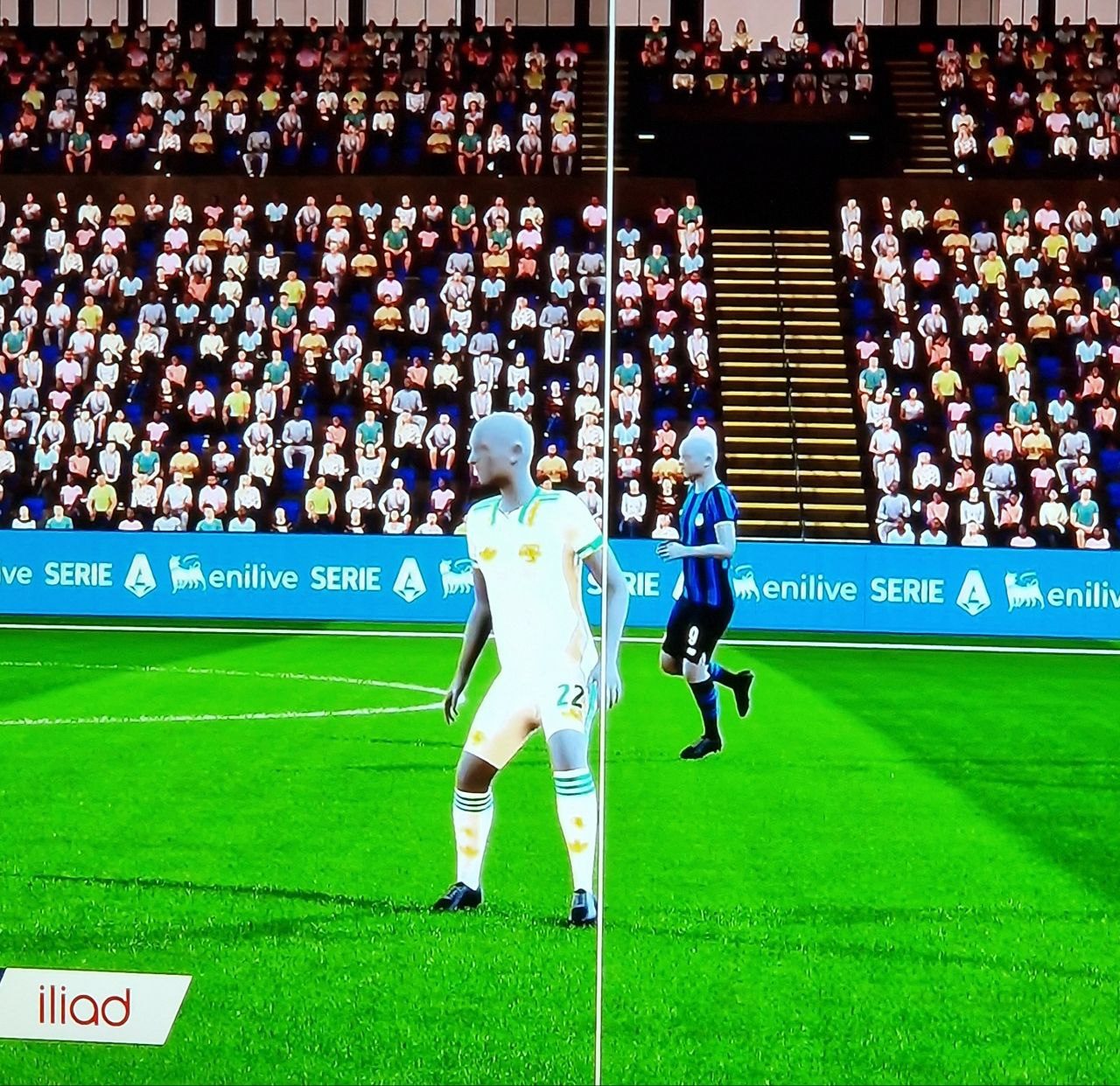 Scamacca colto in fuorigioco all’inizio dell’azione del 2° gol dell’Atalanta (poi annullato)