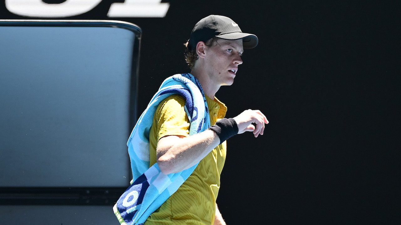 No, Sinner non ha avuto aiutini contro Spizzirri: cosa dice la regola del caldo agli Australian Open