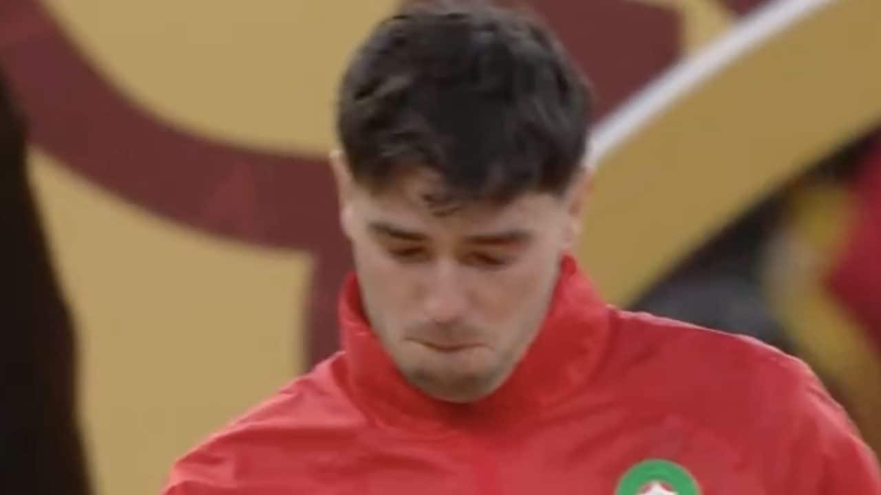 Diaz affranto durante la premiazione