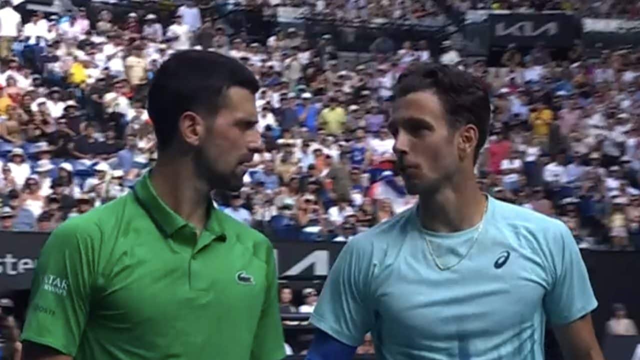 Musetti si ritira sul più bello contro Djokovic, Nole colpito: "Doveva vincere lui, stasera pregherò"