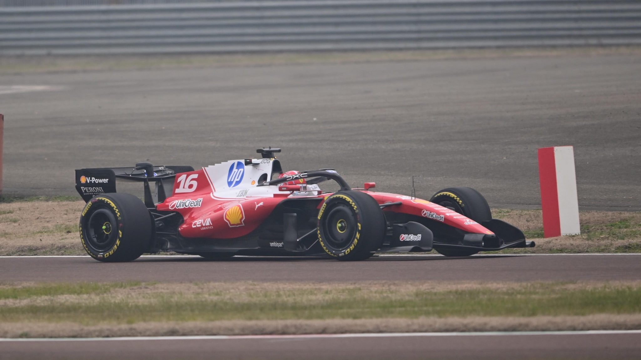 Test F1, terminato il secondo giorno di prove a Barcellona: 120 giri per la Ferrari SF-26 all'esordio