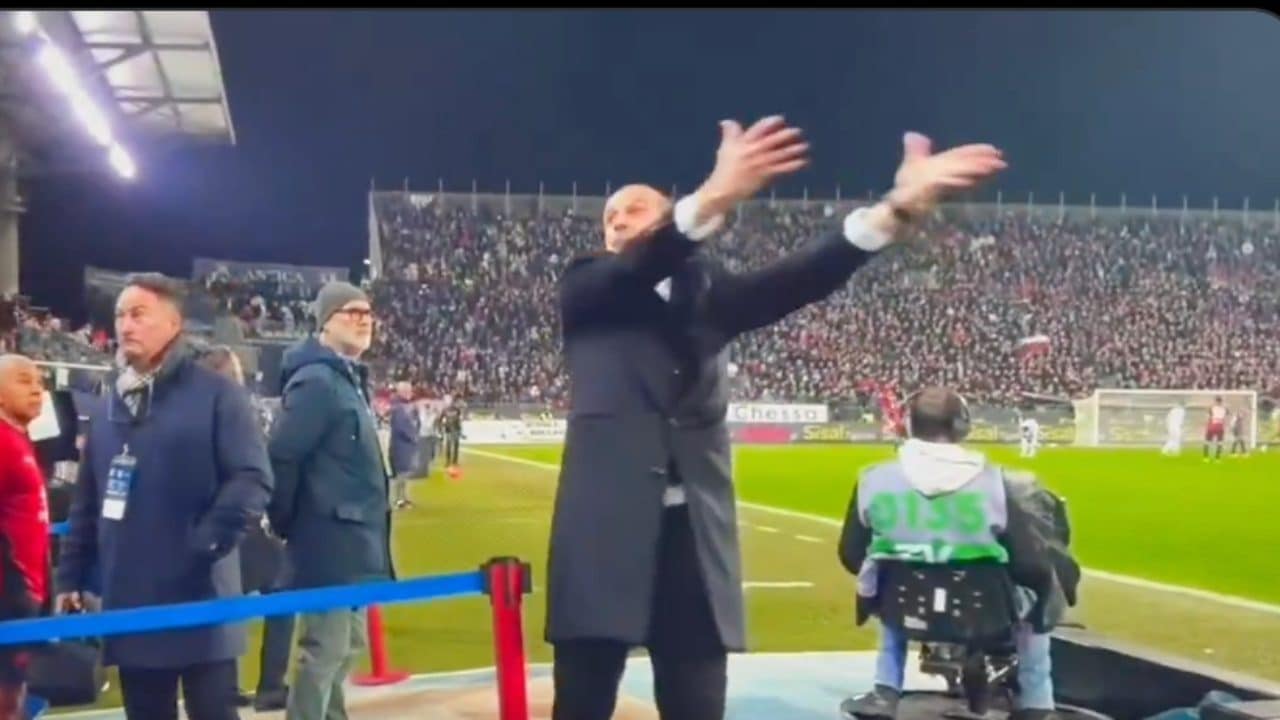 Allegri furioso nei secondi finali di Cagliari-Milan: "Non possiamo prendere questi rischi". Con chi ce l'ha