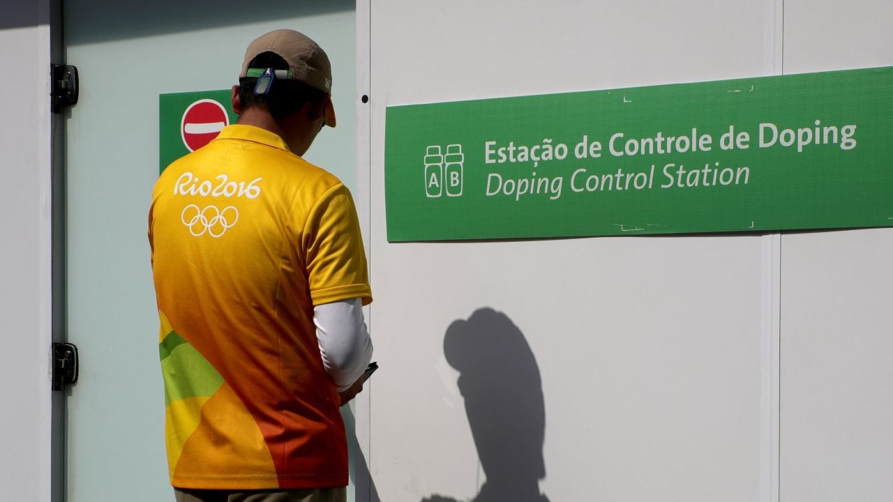 Pensava di essere furbo, ma la scienza va avanti: medagliato olimpico beccato positivo dopo anni