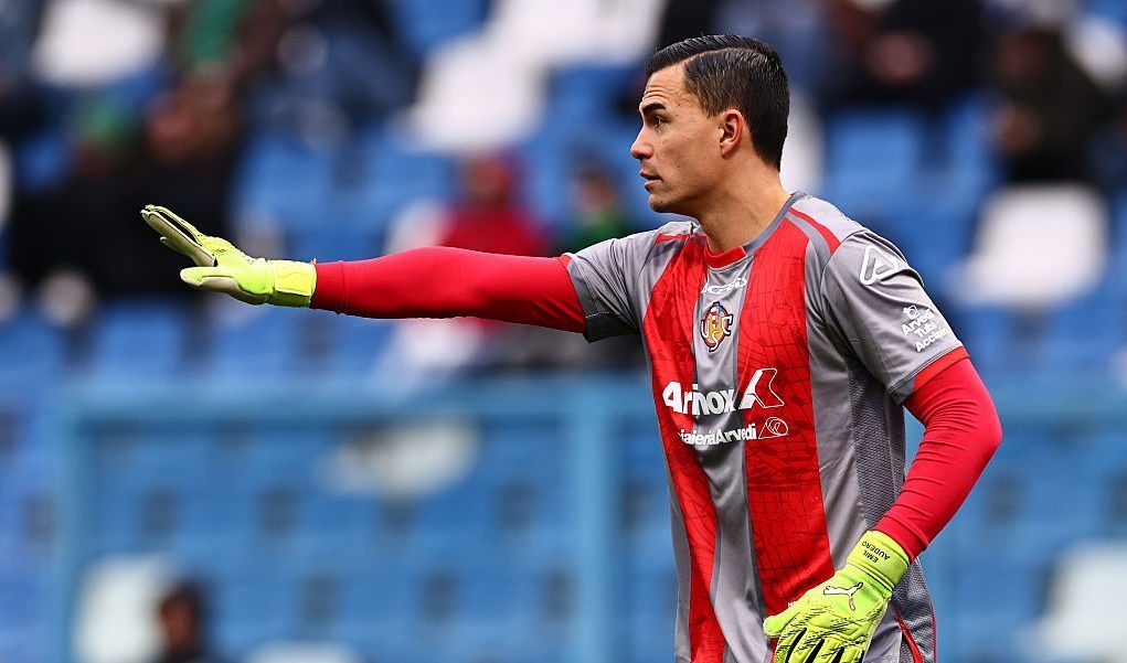 Il pullman della Cremonese se ne va, Audero resta a piedi: l'incredibile disavventura del portiere