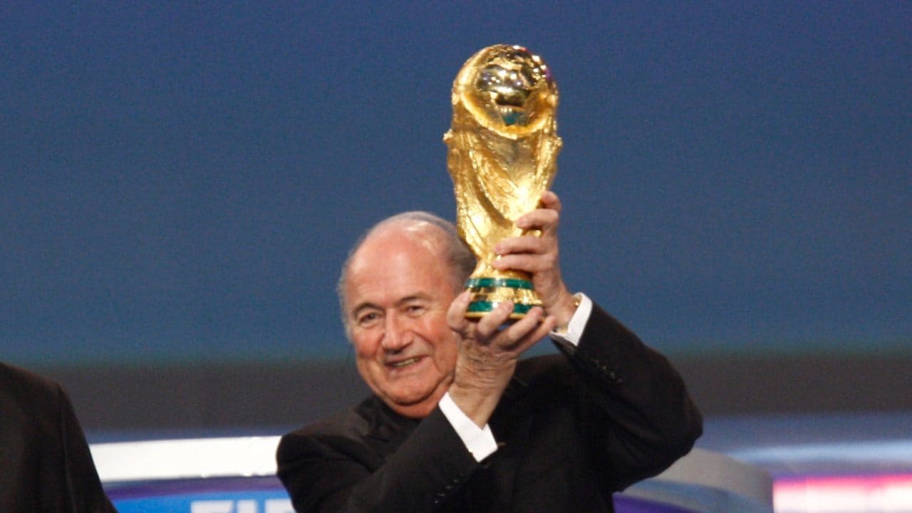 Blatter invita a boicottare i Mondiali 2026: "Meglio restare a casa, negli USA non è sicuro”
