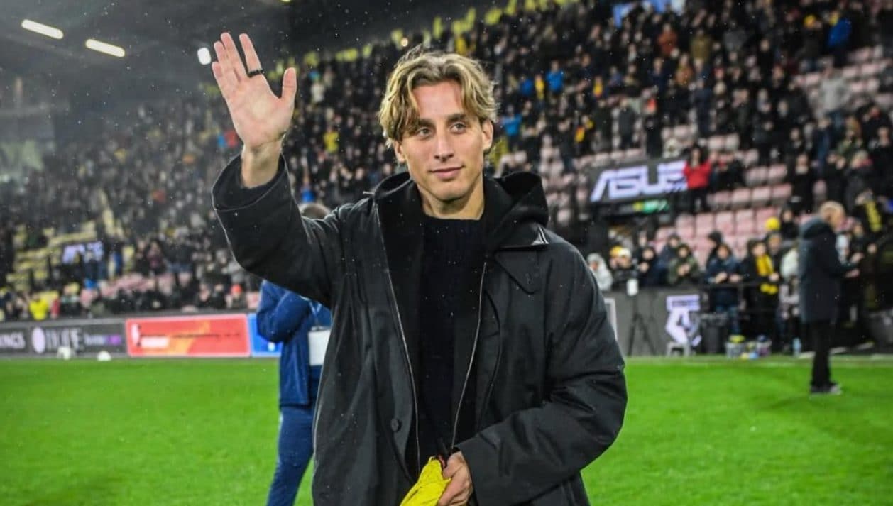 Bove accolto tra cori e applausi al Watford: "Non vedevo l'ora". Quando potrà tornare in campo