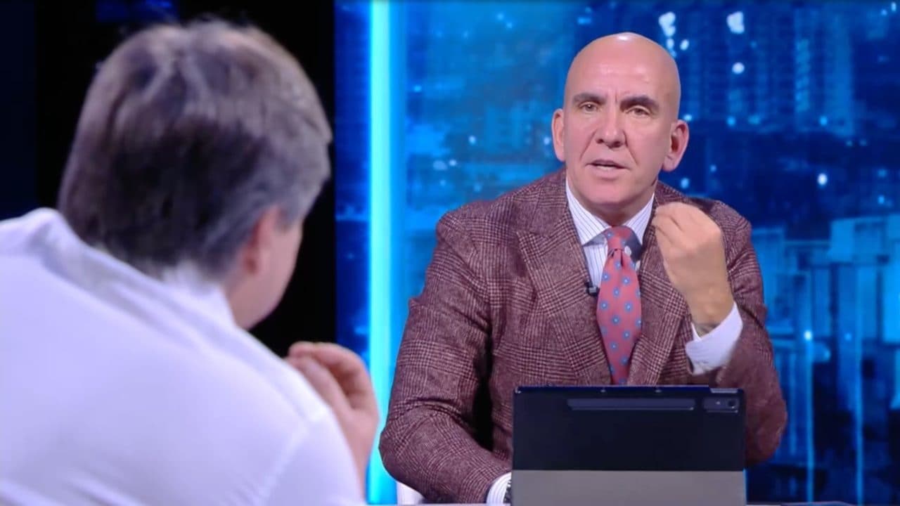 Caressa e Di Canio litigano in tv per il gol di Scalvini in Atalanta-Roma: "È regolamento!"