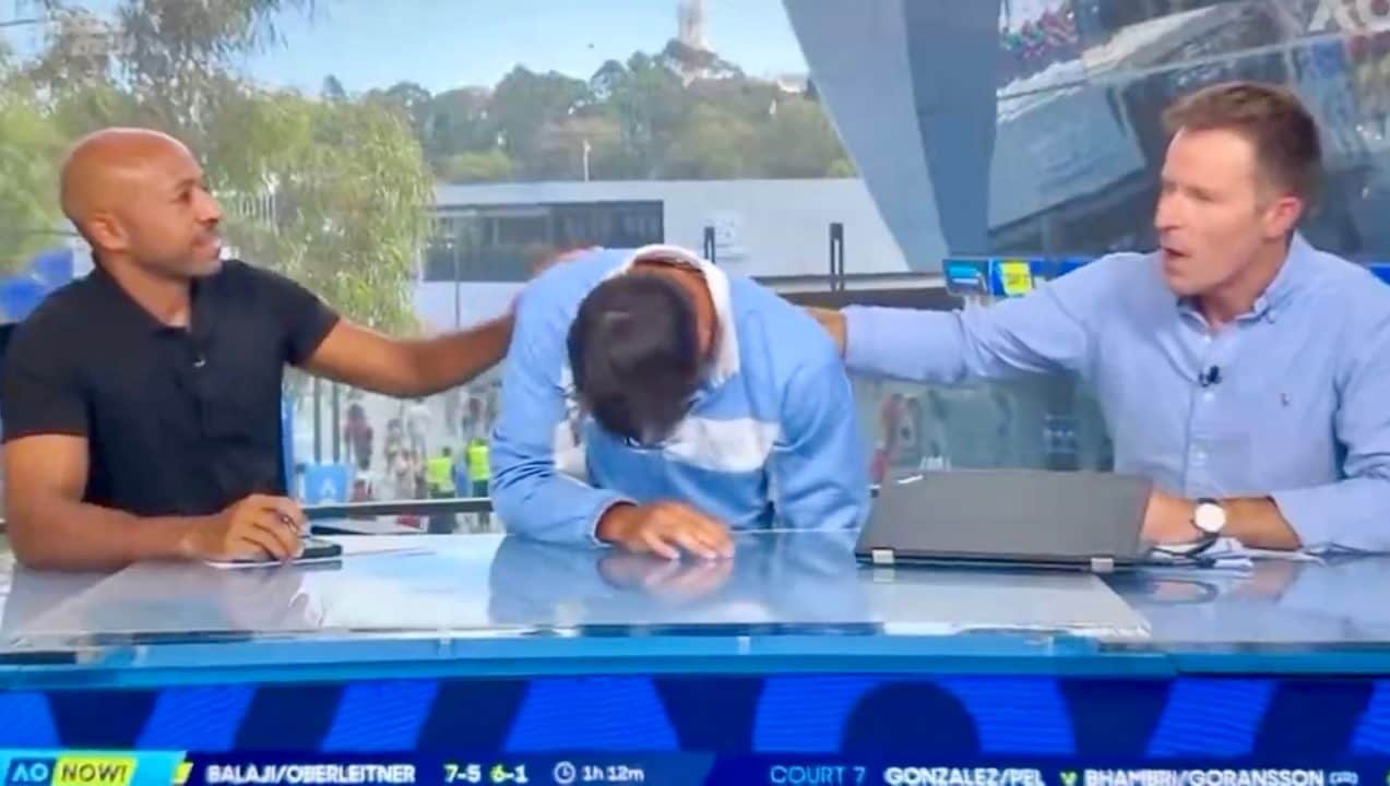 Darderi travolto dai crampi in diretta TV spiega bene cosa sta succedendo agli Australian Open