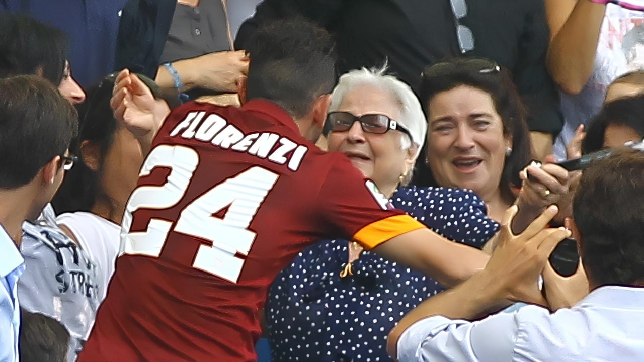 Florenzi: "Mia nonna dopo l'abbraccio per il gol mi chiama e mi dice: tu mi hai rovinato la vita"