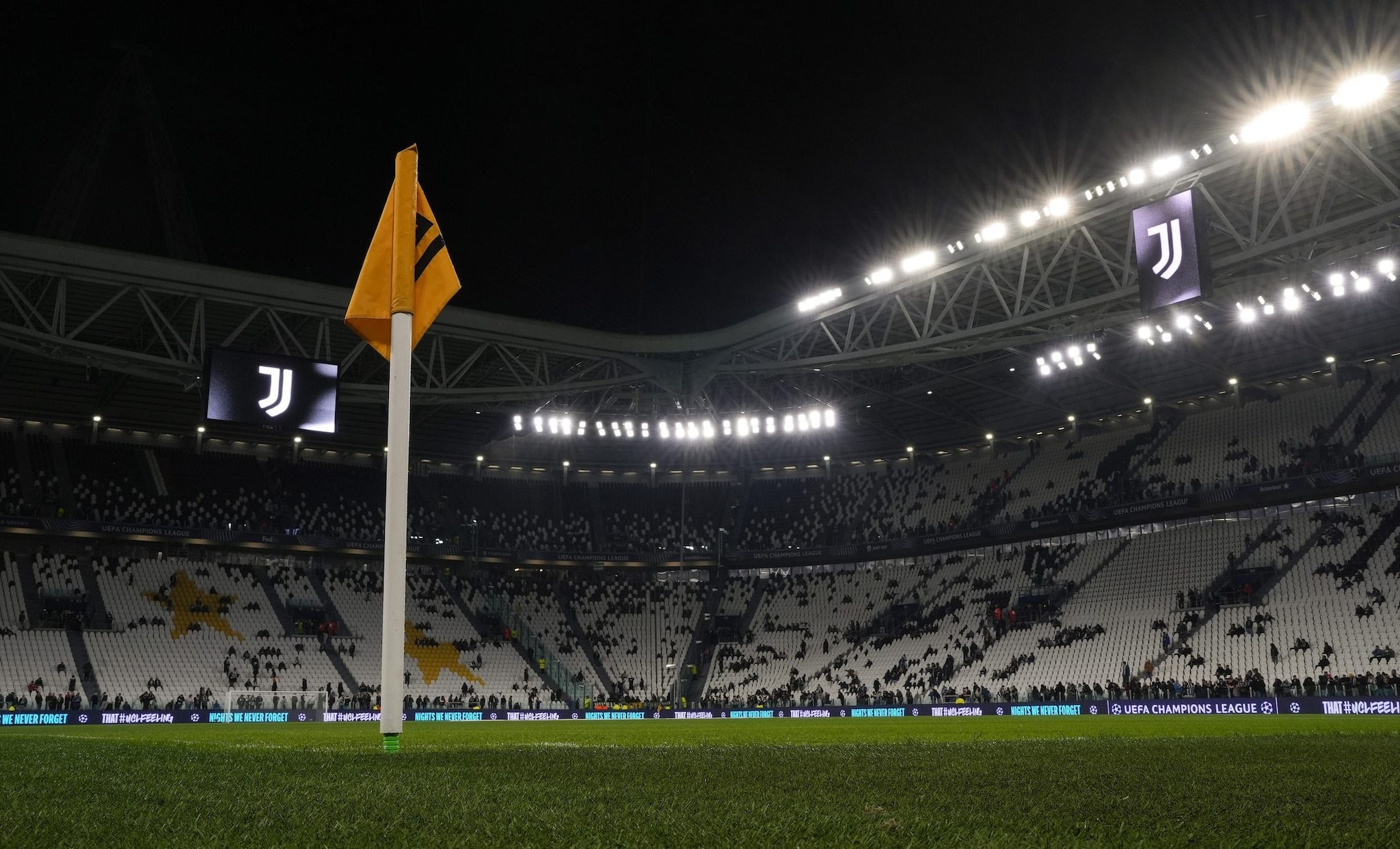 La strana avventura di fratello e sorella dopo Juve-Cremonese: 3 bottiglie di spumante e notte da clandestini allo Stadium