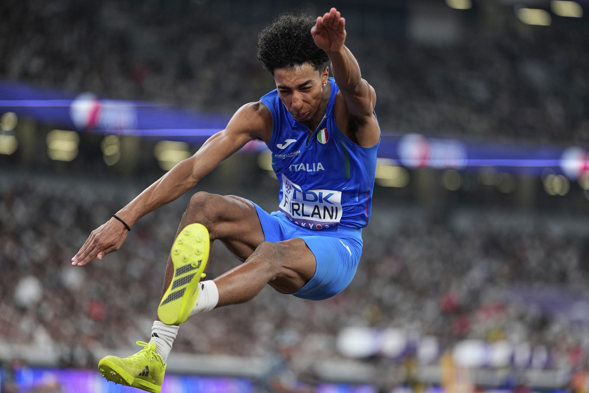 Furlani in uno dei suoi salti.