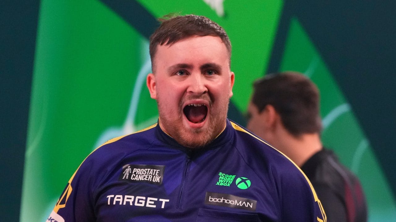 Luke Littler spende il milione del premio del Mondiale di freccette in un sol colpo: fa la cosa giusta