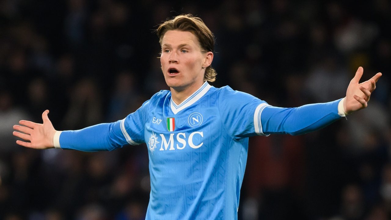 Napoli-Sassuolo, dove vederla oggi in TV e streaming: orario e formazioni