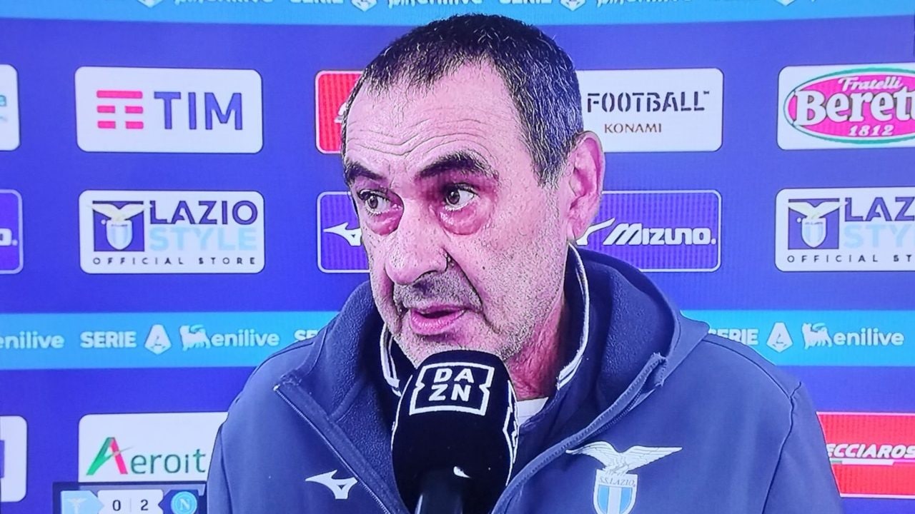 Sarri in TV dopo Lazio-Napoli si toglie un sassolino dalla scarpa: ce l'ha con Lotito e Fabiani