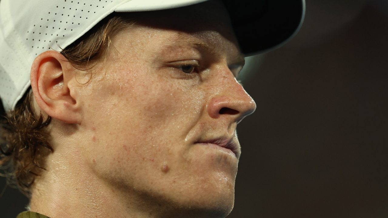 Sinner, schiaffo di realtà: "Djokovic è il più grande di tutti i tempi, mi ha dato una lezione"