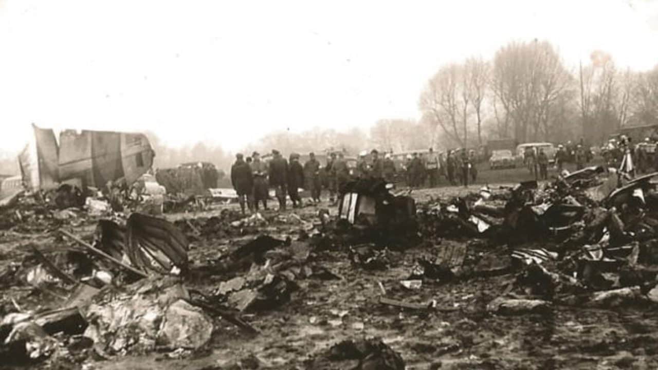 Quel volo che fermò il tempo: la tragedia di Brema 1966, la notte in cui lo sport italiano perse il futuro