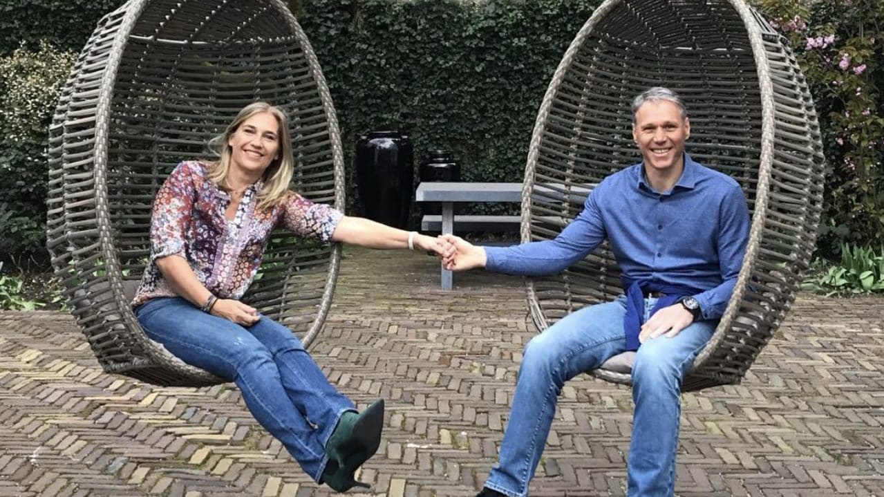 Van Basten lascia il lavoro in tv per stare accanto alla moglie malata: "Sarà un periodo difficile"