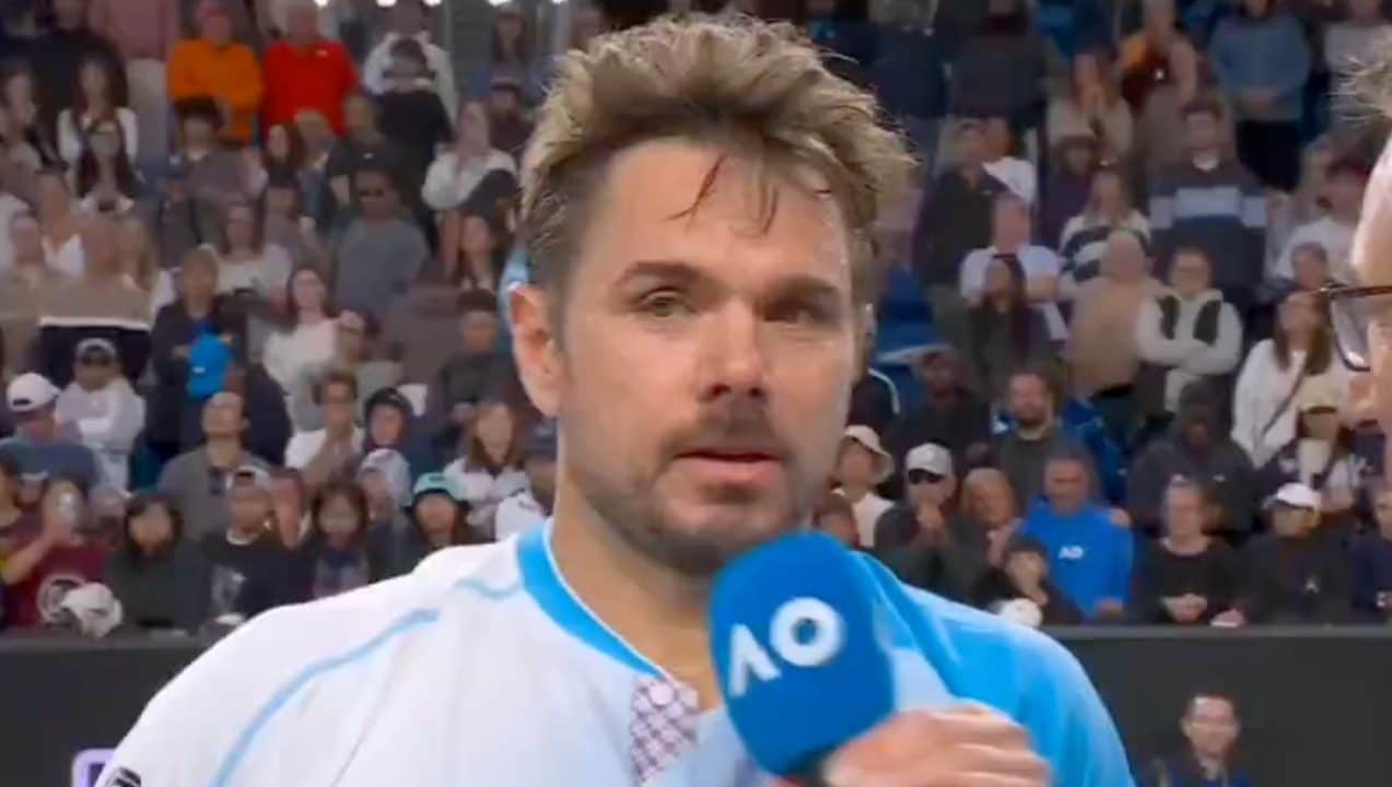 Wawrinka a 40 anni vince una battaglia di 4 ore agli Australian Open: "Ora mi merito una birra"