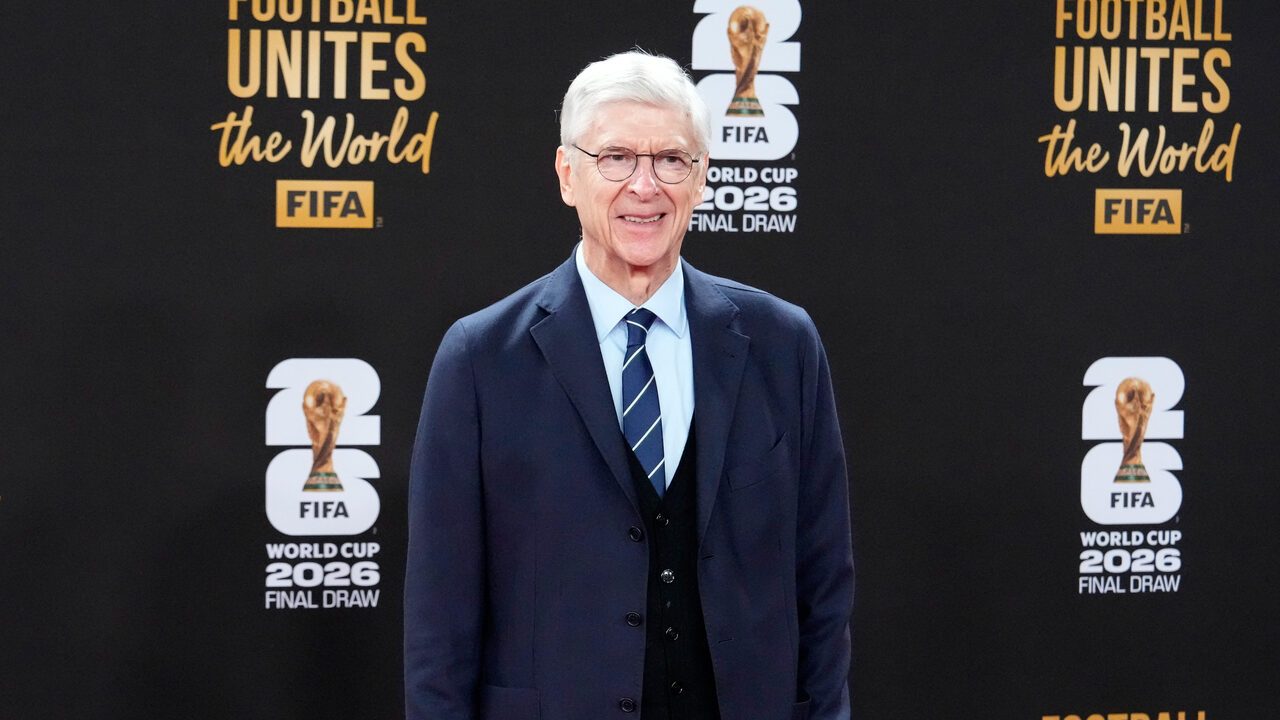 La UEFA si oppone alla nuova regola sul fuorigioco di Wenger: perché sarebbe un cambiamento negativo