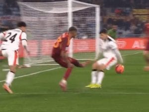 weslwy-roma-milan-pulisic-300x225.jpg