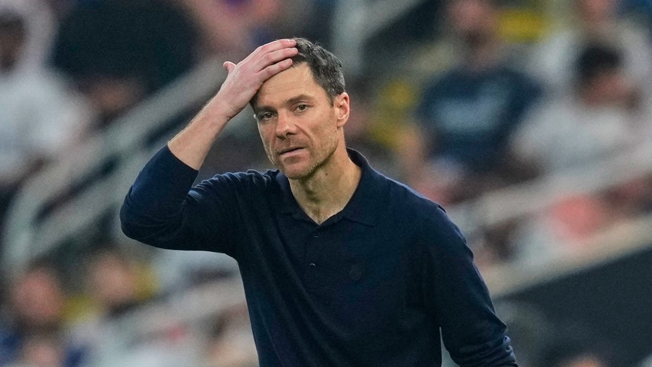 Sette giocatori del Real Madrid non hanno salutato Xabi Alonso: i nomi spiegano l'esonero