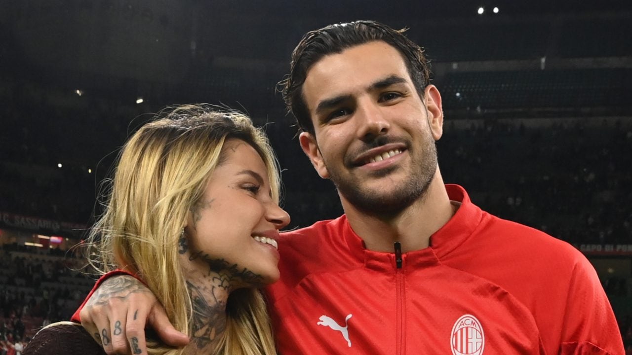 La compagna di Theo Hernandez, Zoe Cristofoli: "Ha voluto far nascere i figli nello stesso giorno"