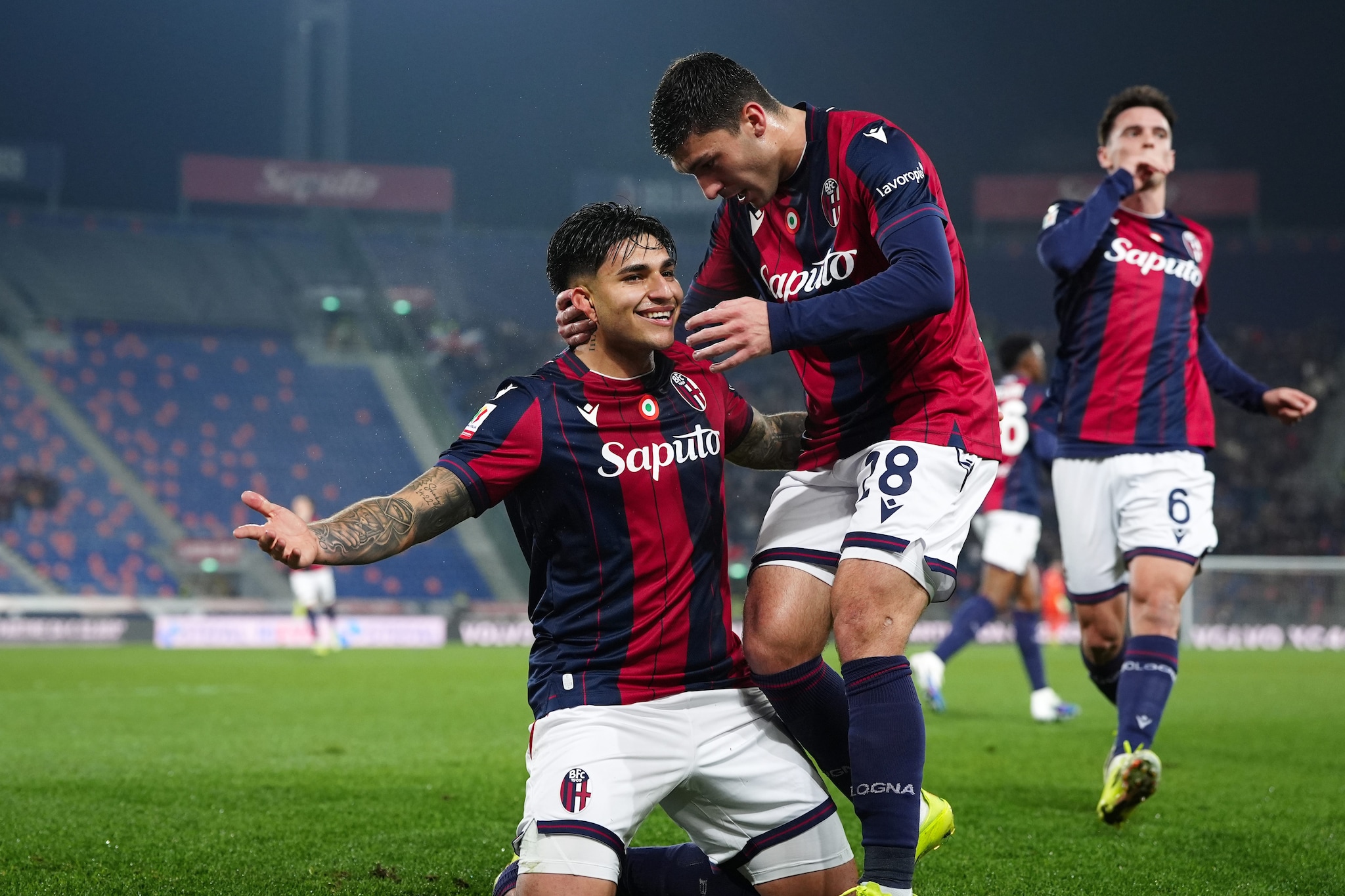 La gioia estemporanea di Castro per l’1–0 del Bologna prima del ritorno della Lazio