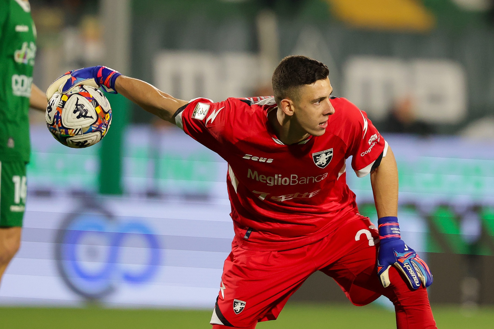 Lorenzo Palmisani portiere del Frosinone, ha giocato 4 partite con l’Under 21.