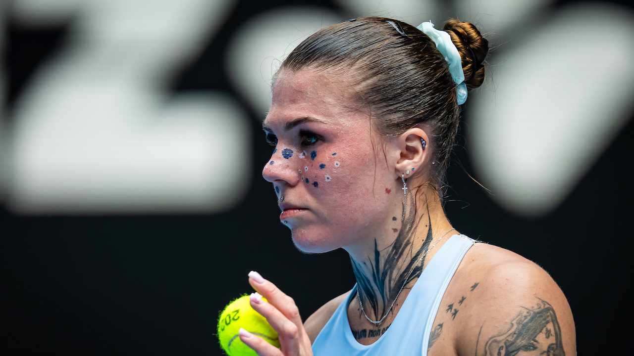 Oliynykova nega foto e stretta di mano con l'avversaria ungherese: "Ha preso soldi sporchi di sangue"