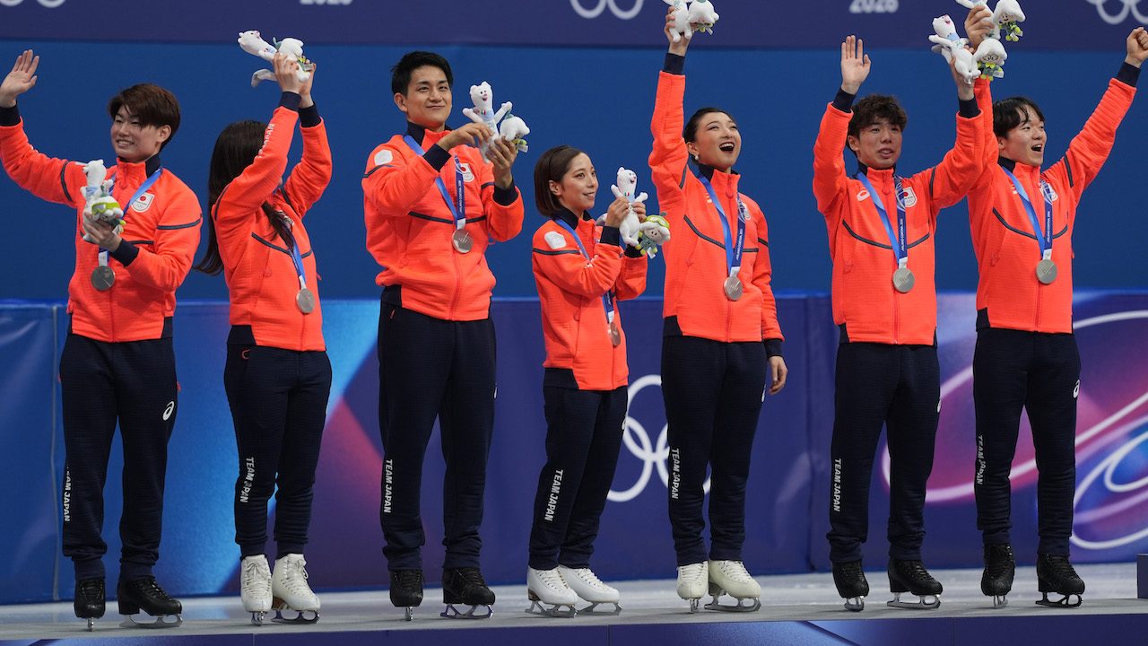 Il curioso reclamo del Giappone contro il podio di Milano-Cortina: "Superficie simile all'asfalto"