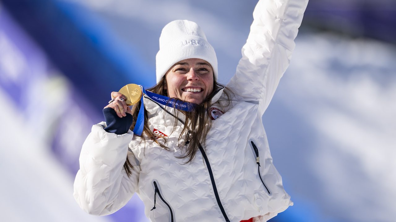 Le medaglie rotte alle Olimpiadi sono state sostituite, ma gli atleti hanno notato qualcosa di strano