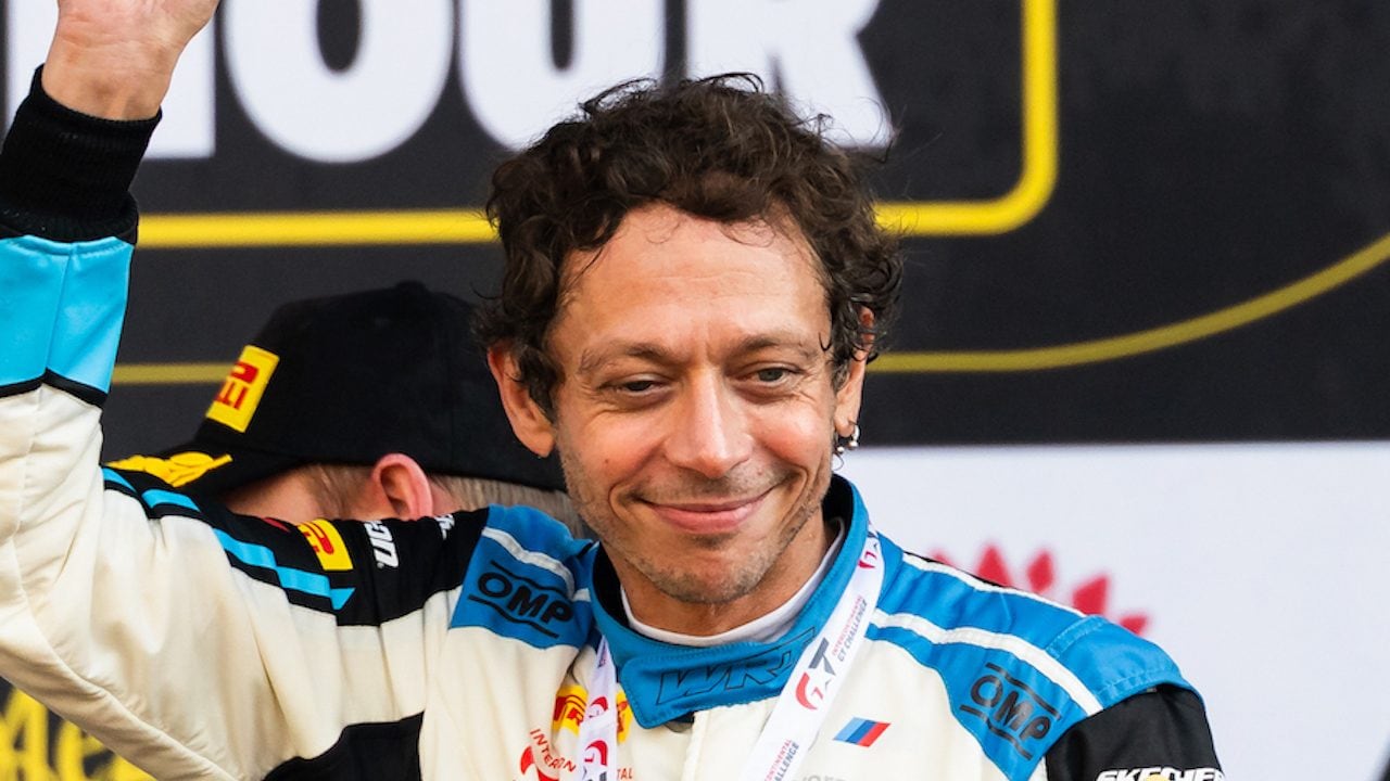 Valentino Rossi illeso a Bathurst: "Un canguro ha saltato il muro e me lo sono trovato in pista"