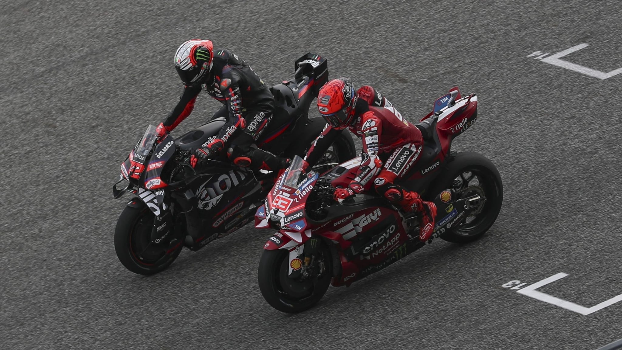 MotoGP, Bezzecchi vince il GP Thailandia: Acosta 2° nel dominio Aprilia, classifica e ordine di arrivo a Buriram