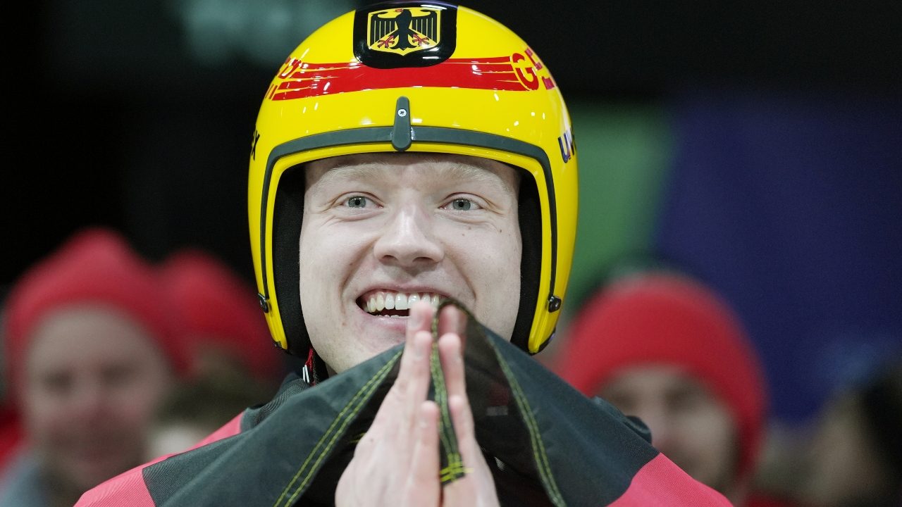 La gaffe imbarazzante di Langenhan dopo l'oro olimpico: rifiuta una chiamata anonima, poi scopre chi era