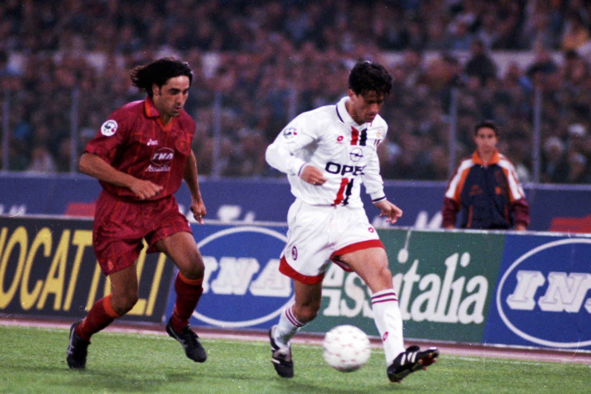 Massimiliano Cappioli e Christian Panucci in azione durante Roma–Milan del 1996.