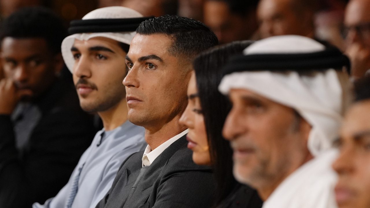 Cristiano Ronaldo ancora assente, il vero motivo è incredibile: l'Al Nassr non lo sta pagando