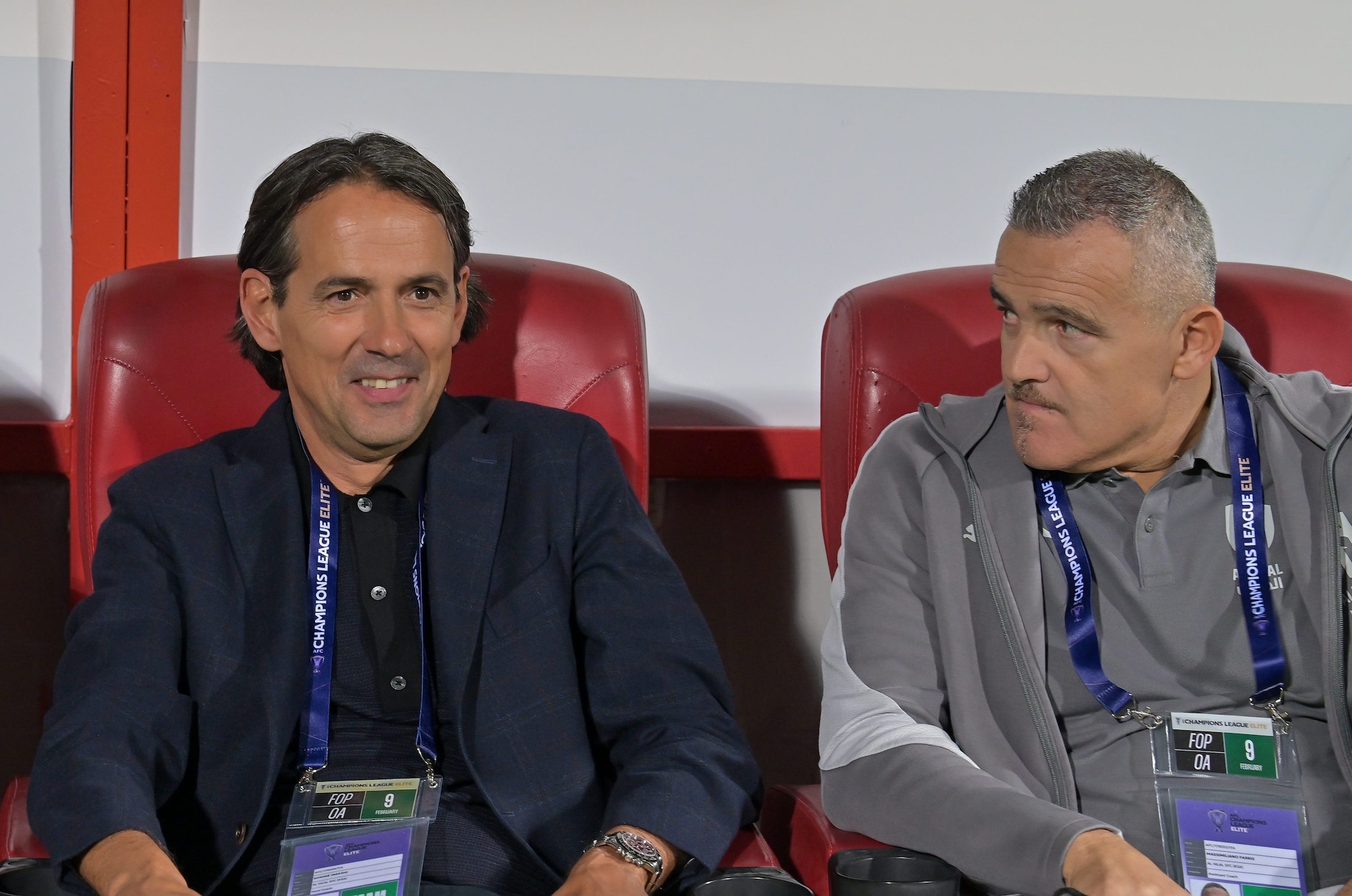 Simone Inzaghi col suo vice Massimiliano Farris sulla panchina dell’Al Hilal