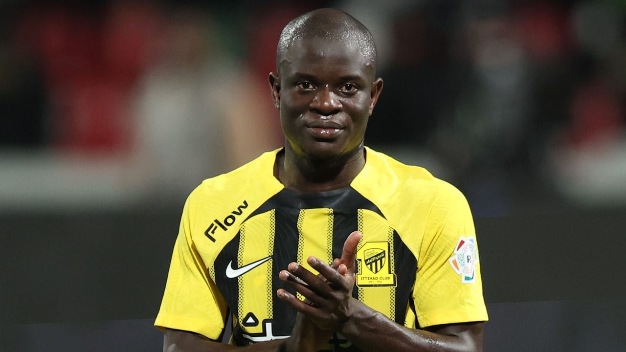 Kanté si rifiuta di allenarsi con l'Al-Ittihad per andare al Fenerbahce: scoppia un altro caso