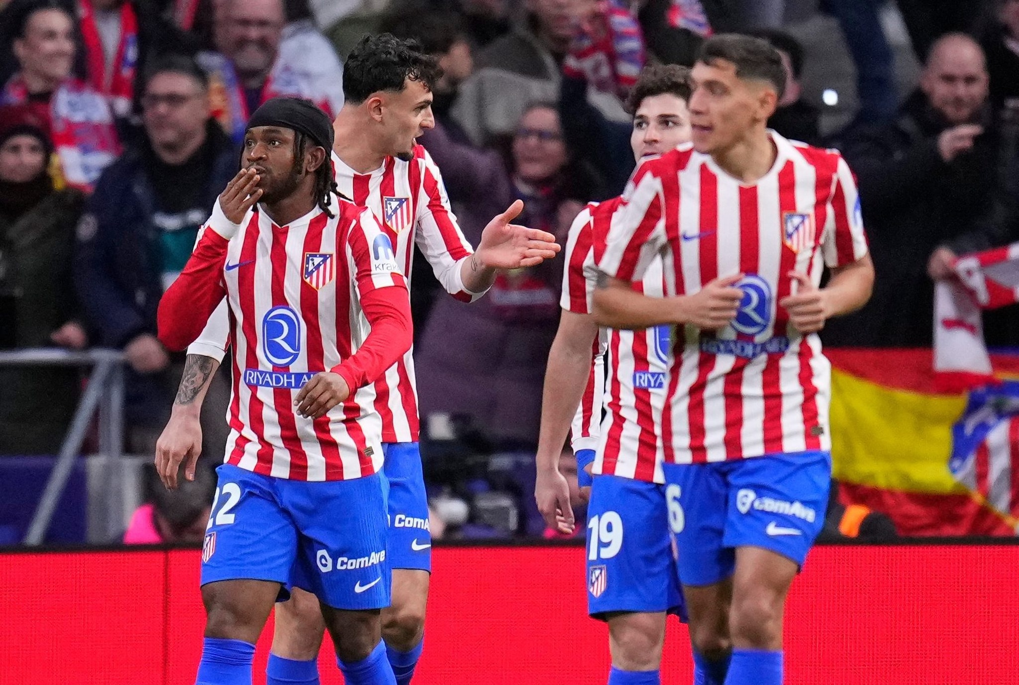Lookman trascina l'Atletico e umilia il Barcellona di Yamal: poker in semifinale di Copa del Rey 