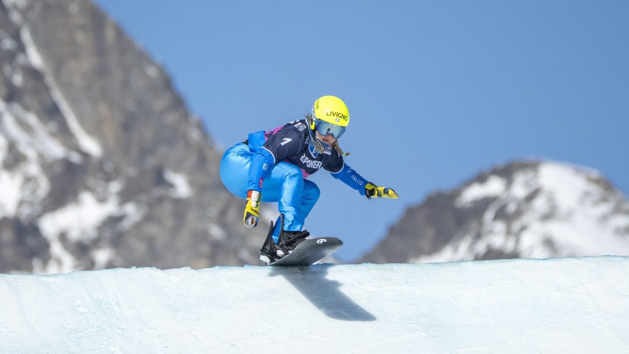 Michela Moioli cade prima della gara a Livigno e sbatte la testa: dimessa dall'ospedale, come sta