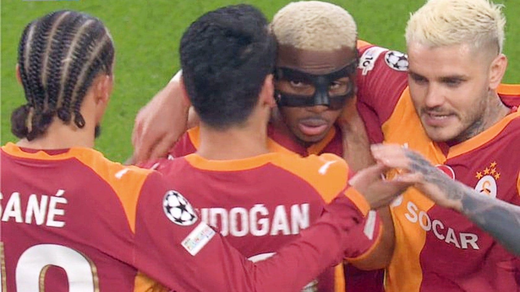 Perché Osimhen non ha esultato dopo il gol che ha eliminato la Juventus dalla Champions League